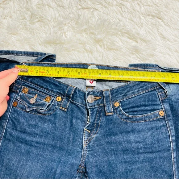 True Religion Hi-Rise Boot cut Jeans. - Picture 4 of 7